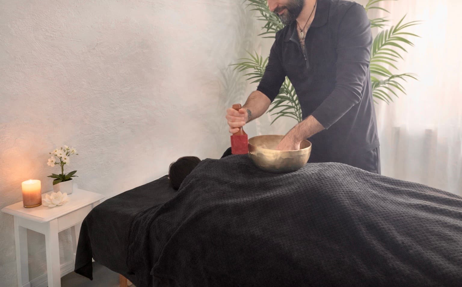 Private 1:1 sound therapy session with Himalayan singing bowl